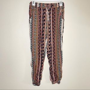 American Eagle boho jogger pant printed